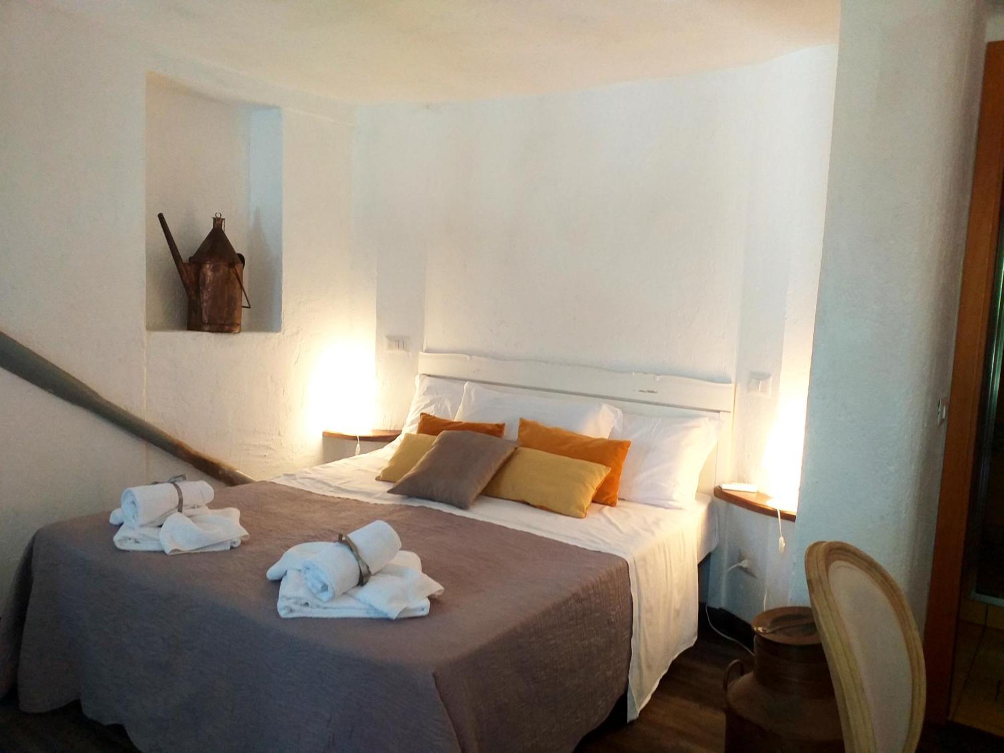 Baia D'Oro Hotell Sabaudia Exteriör bild