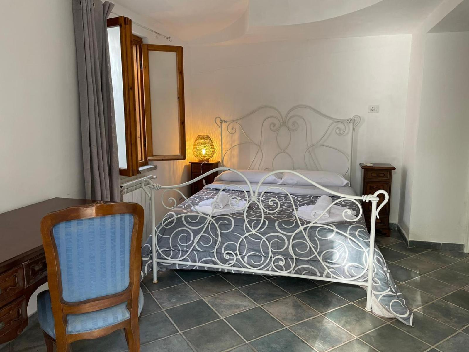 Baia D'Oro Hotell Sabaudia Exteriör bild