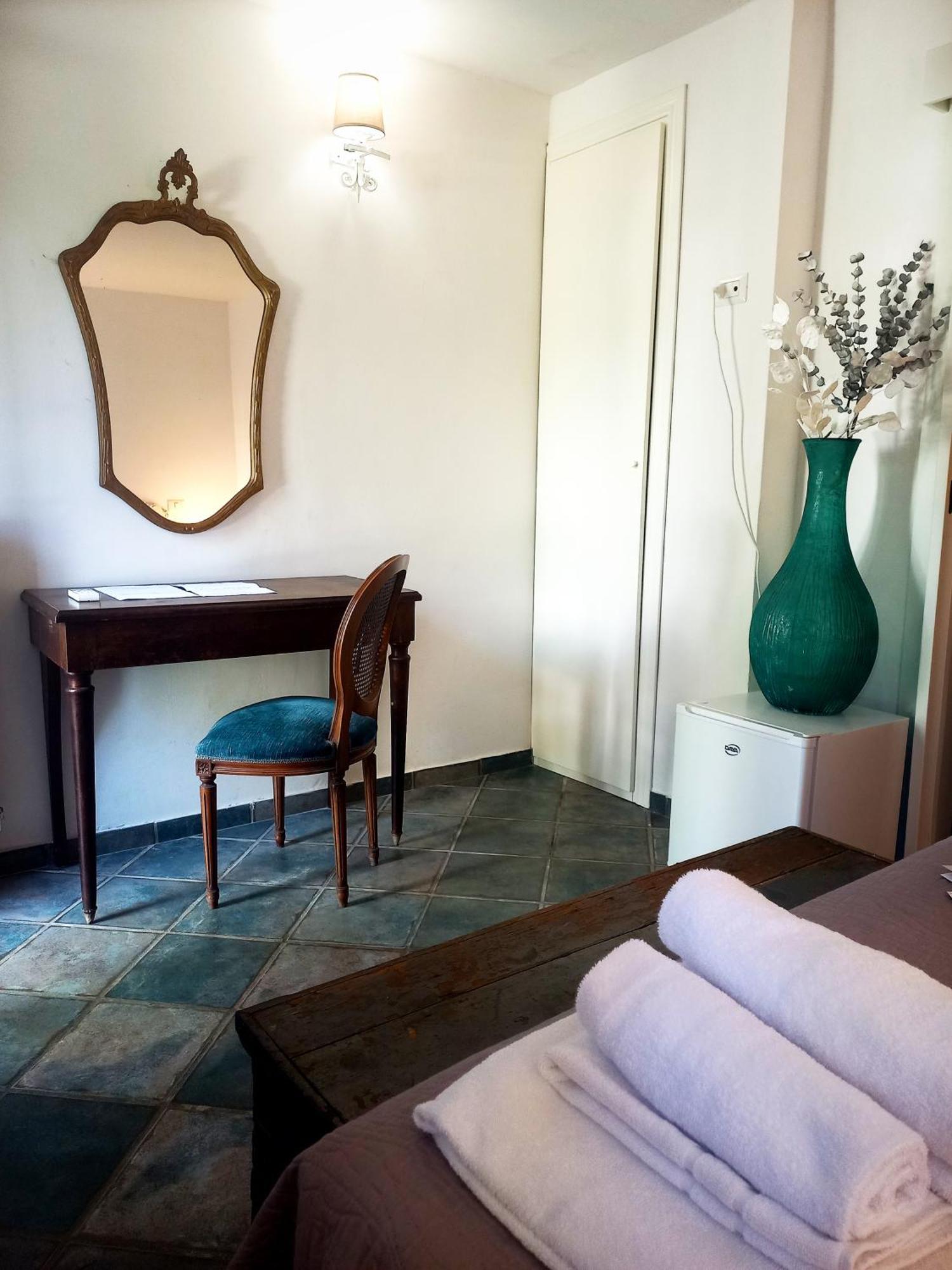 Baia D'Oro Hotell Sabaudia Exteriör bild