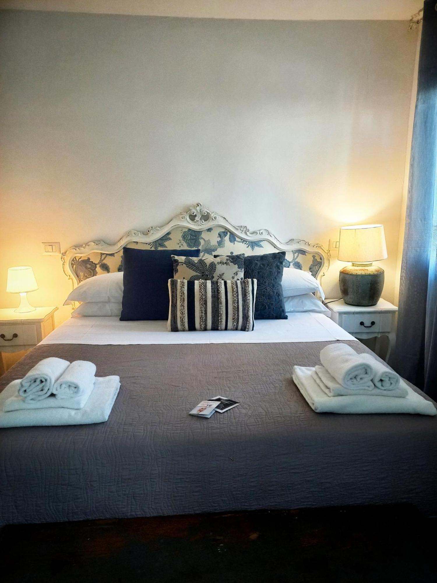 Baia D'Oro Hotell Sabaudia Exteriör bild
