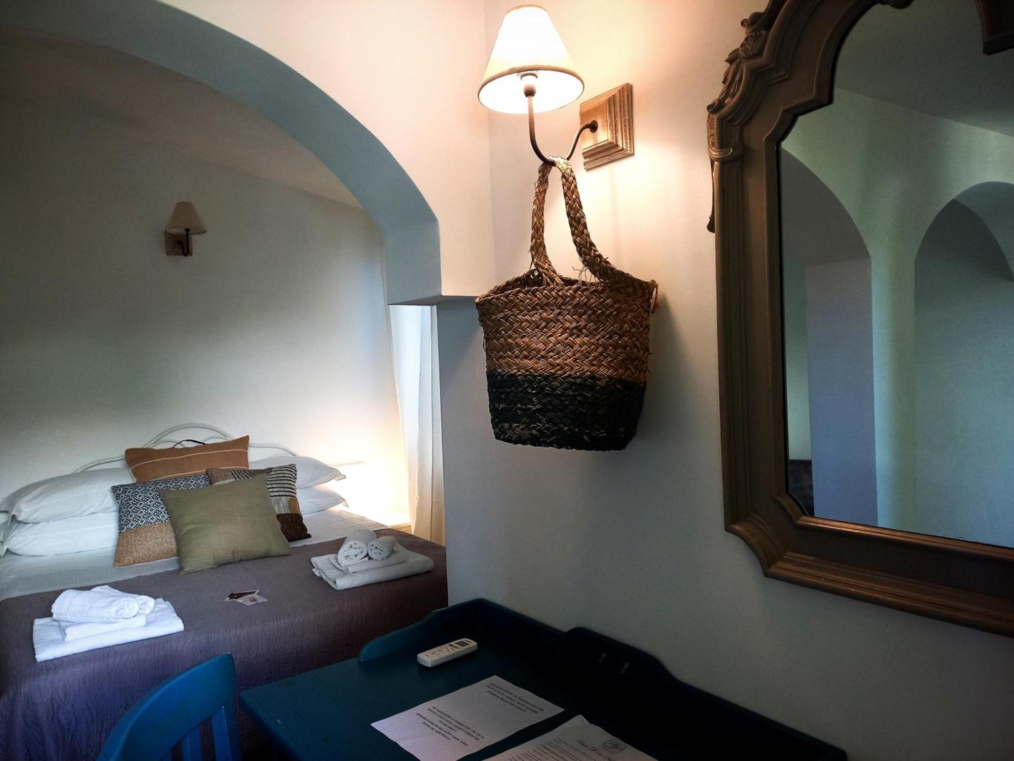 Baia D'Oro Hotell Sabaudia Exteriör bild