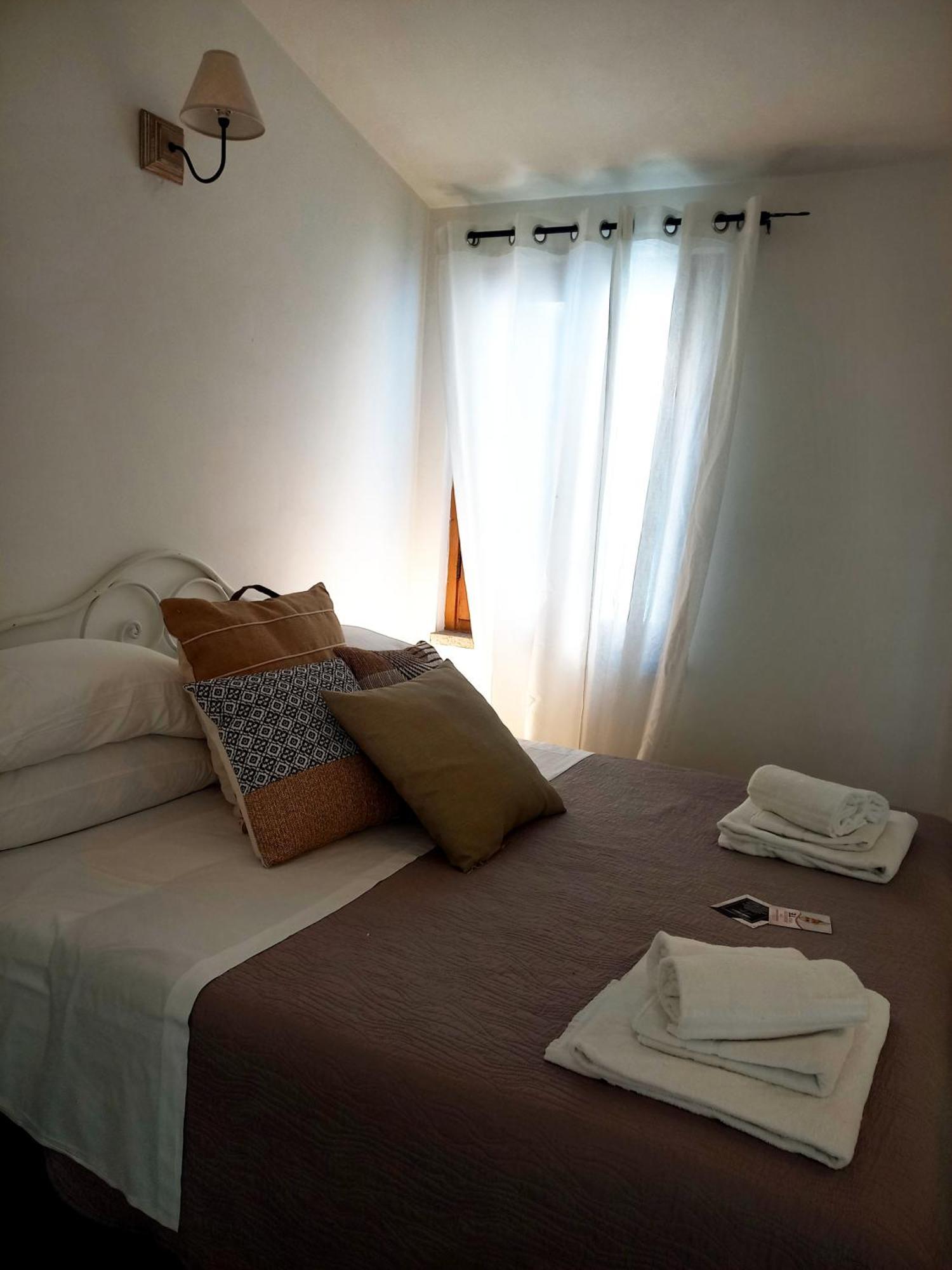 Baia D'Oro Hotell Sabaudia Exteriör bild
