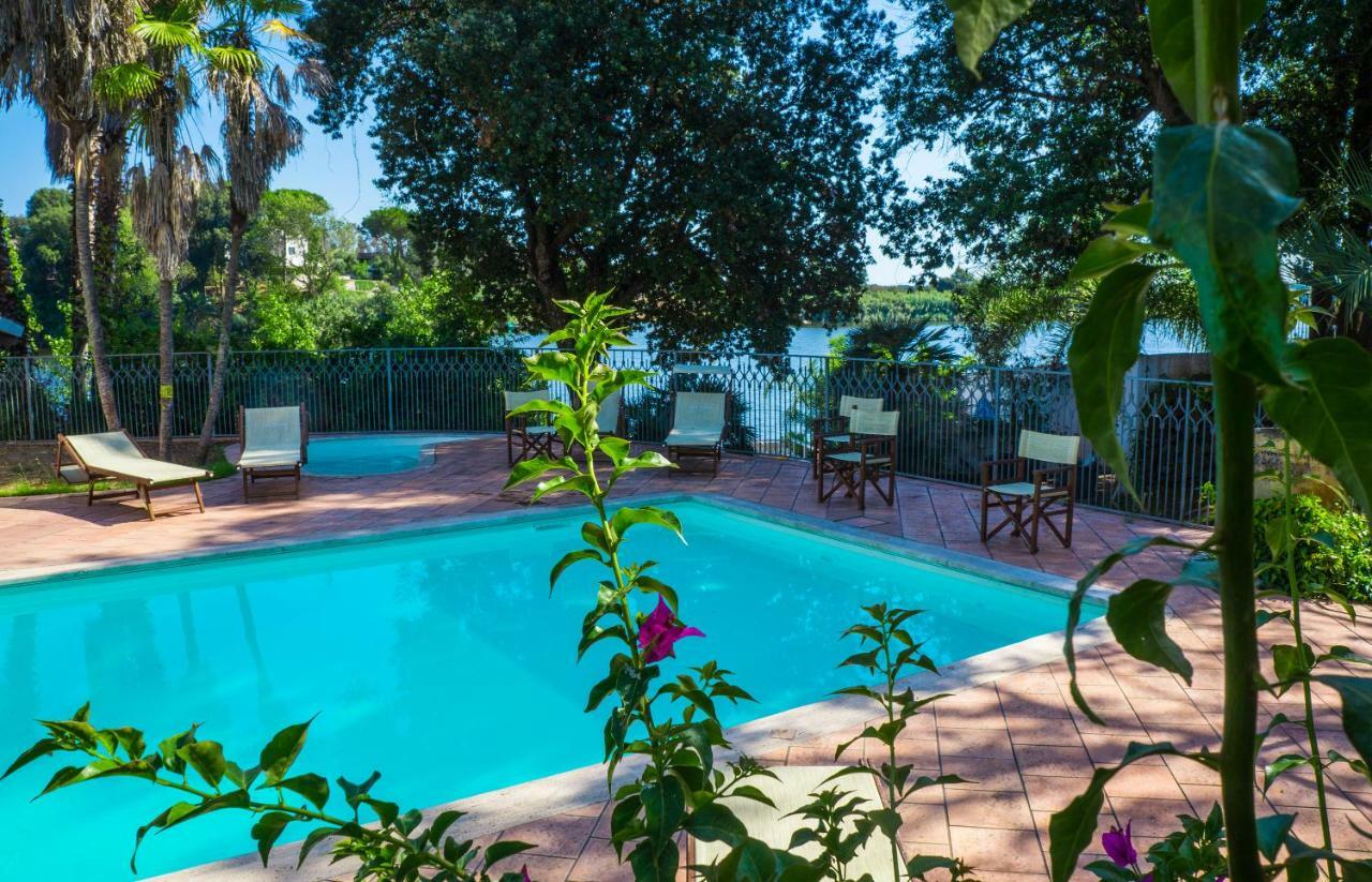 Baia D'Oro Hotell Sabaudia Exteriör bild